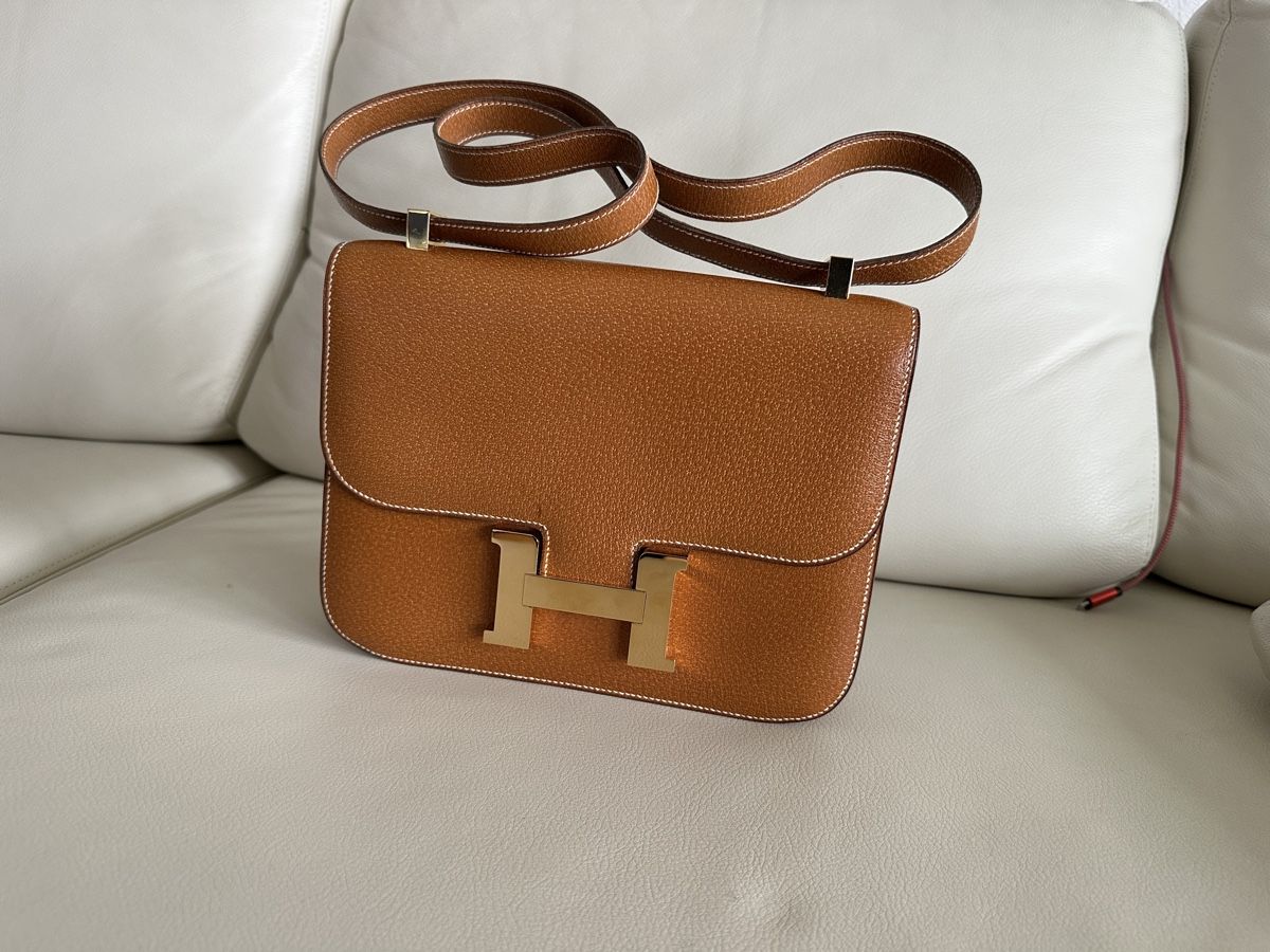 Hermès Borse: HERMÈS PARIS Constance 24, caramel – Usato da Reinach BL venduto da Tropic_Paradise