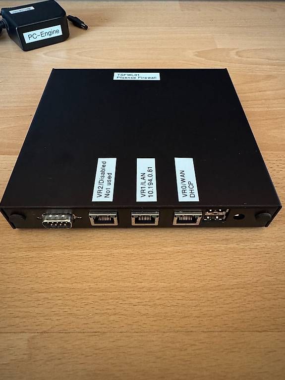 Firewall: Mini-PC / Pare-feu pfSense fanless avec alimentation – Usato da Engollon venduto da Winters91 2