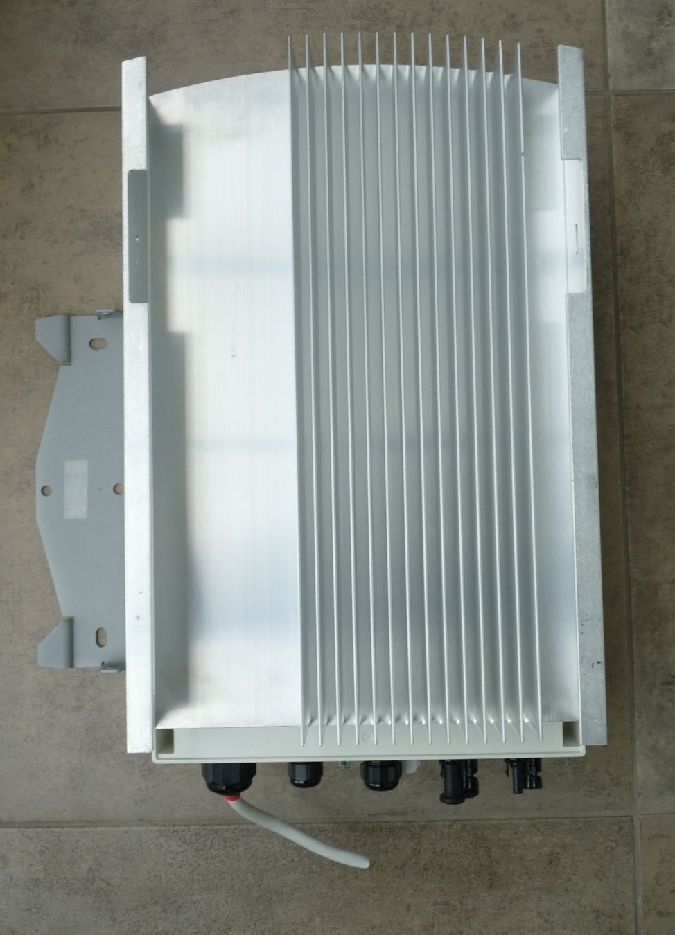 SolarEdge Sonstiges Elektromaterial: Wechselrichter SolarEdge SE7K – Gebraucht aus Büetigen von  3