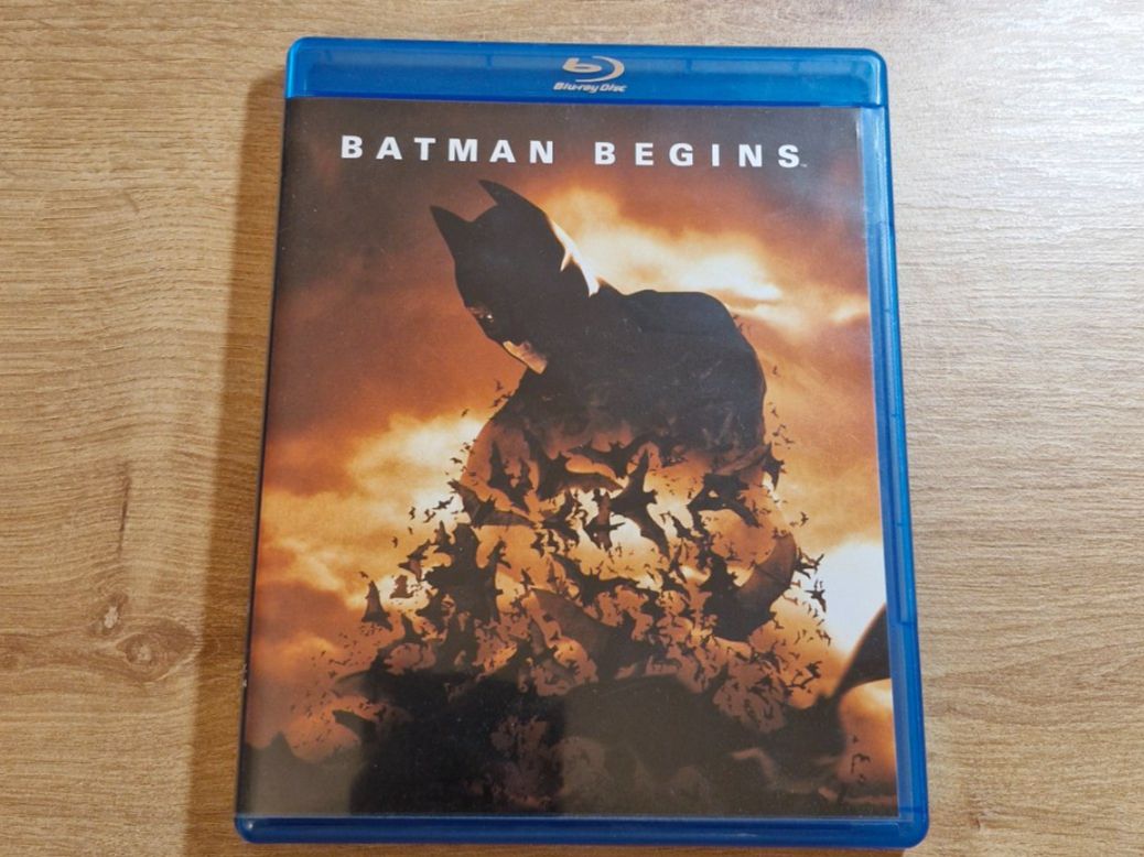 Tutti i DVDs: Batman Begins (2005) Bluray – Usato da Pfungen venduto da Whitie