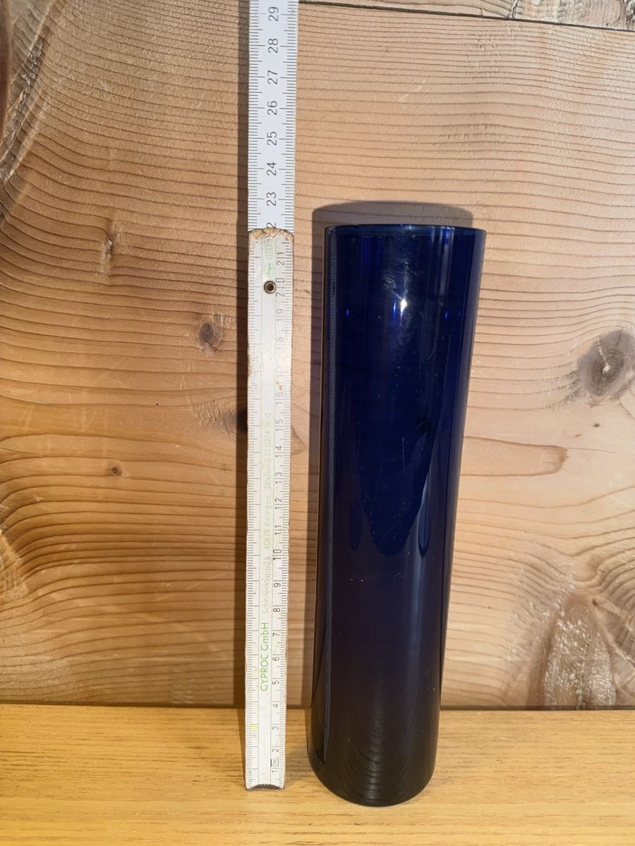 Vase & Récipients: alte blaue Vase – D'occasion à Amden par vipernatter 4