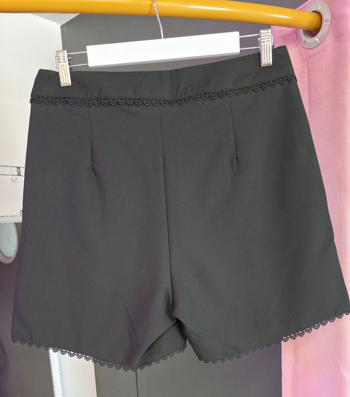 Hosen: Shorts 44 NEU – Neu und originalverpackt aus St. Gallen von Moda2024 1