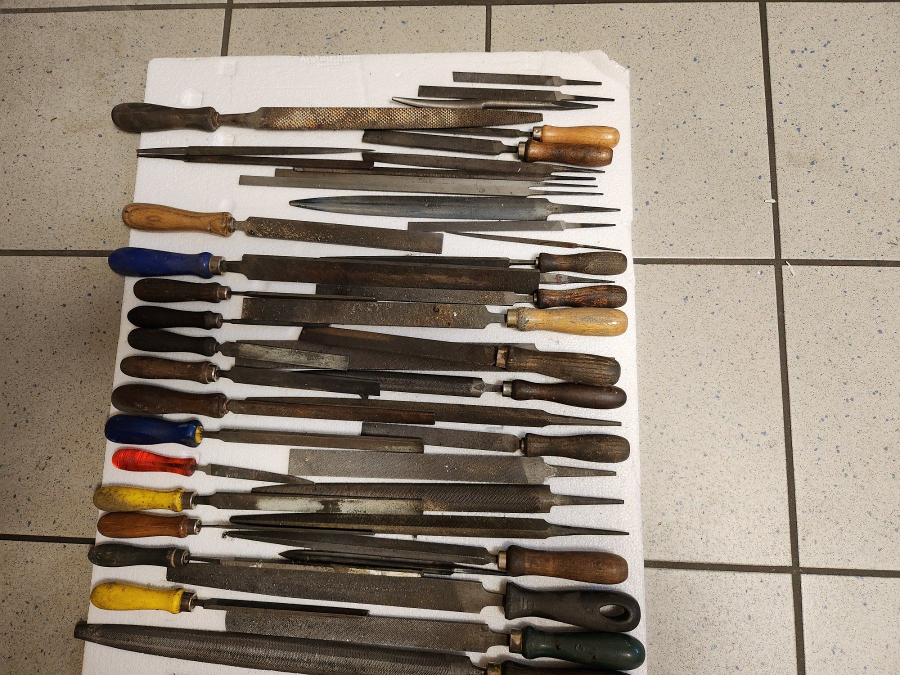 Tutti gli attrezzi: DIVERSE FEILEN – Usato da Romanshorn venduto da Legere8 5