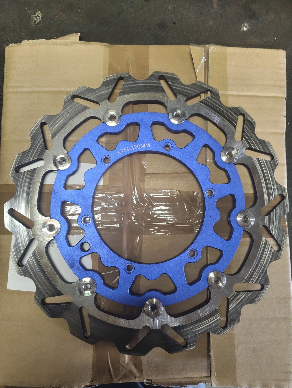 Toutes les pièces détachées moto: 320mm Motomaster – D'occasion à Stampa par seb_c9jw
