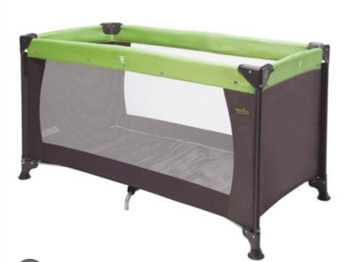 Letti: Practical Travel Cot for Babies – Usato da Vesenaz venduto da nat_mq8l