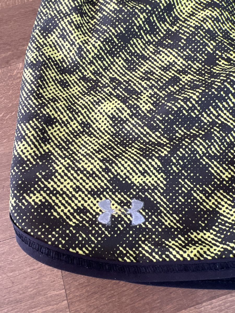 Under Armour Hosen: Under Armour Shorts, XS – Gebraucht aus Münsingen von est_s6vf 6