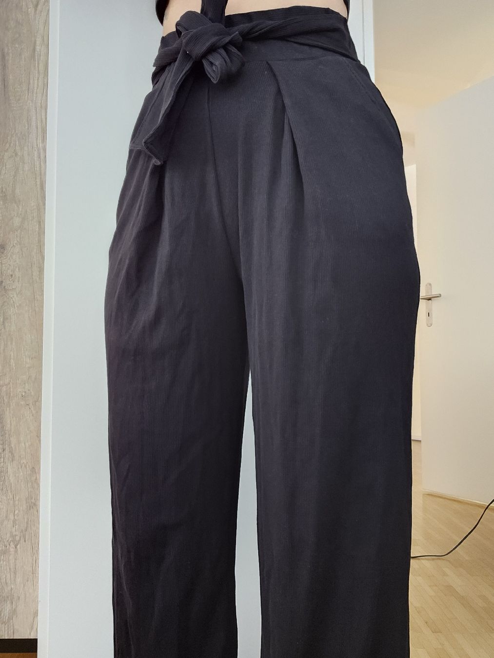 Desigual Pantaloni: Pantalon Desigual taille L – Nuovo (secondo la descrizione) da Vevey venduto da Macca