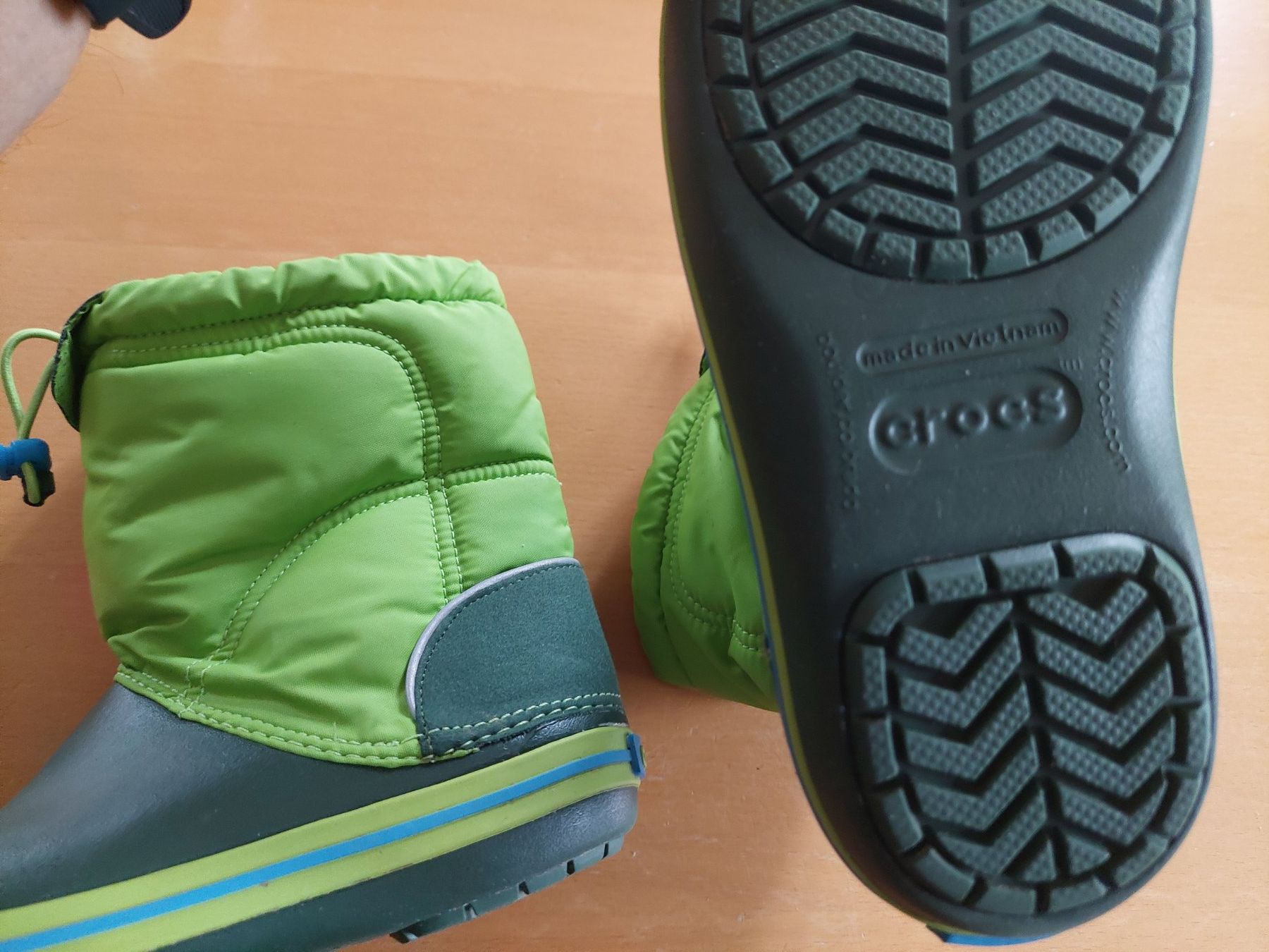 Crocs Scarpe per ragazzi: Crocs Winterstifel-Regenstifel  Gr.34-35 – Usato da Zürich venduto da meymano 3