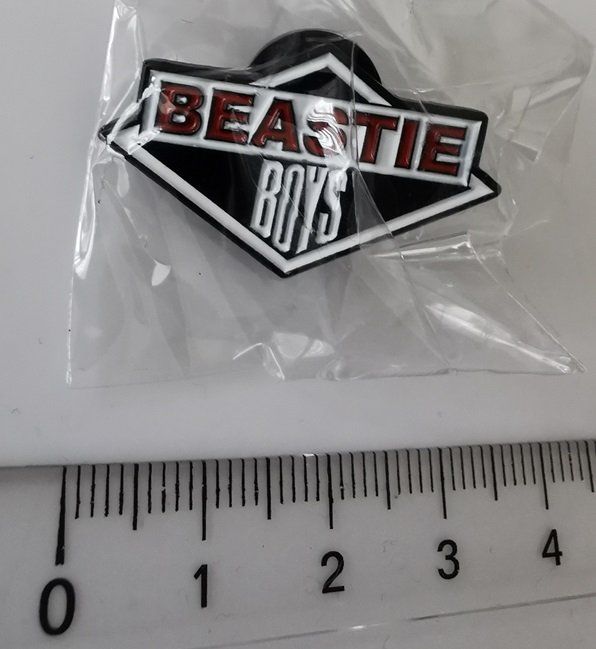 Beastie Boys - Pin (neu, OVP) | Kaufen auf Ricardo