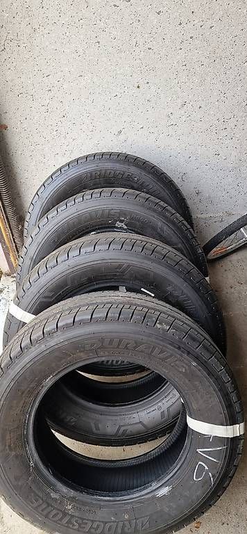 Pneumatici & Ruote complete: pneu été 225 65 R16C – Usato da Cortaillod venduto da Mikelocation 1