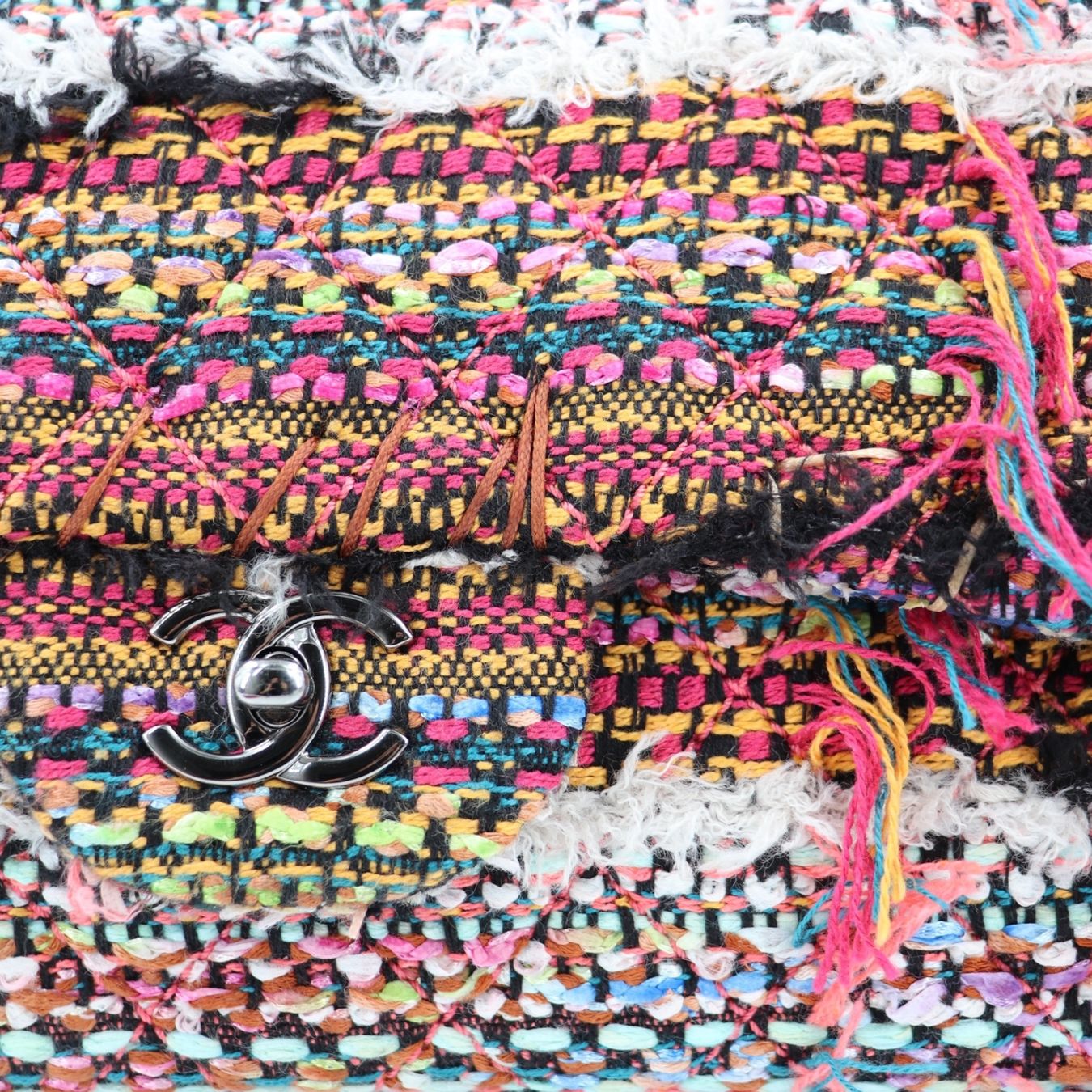 Chanel Borse da donna: Chanel Paris-Dubai Jumbo Tweed – Usato da Binningen venduto da Designerlabels 3