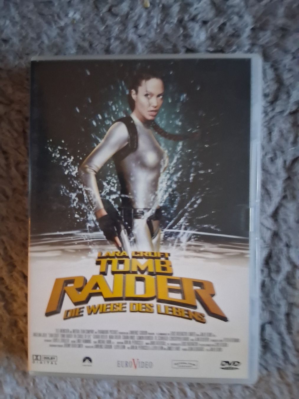 Tutti i DVDs: TOMB RAIDER    DIE WIEGE DES LEBENS    DVD – Usato da Wetzikon ZH venduto da Ramones01