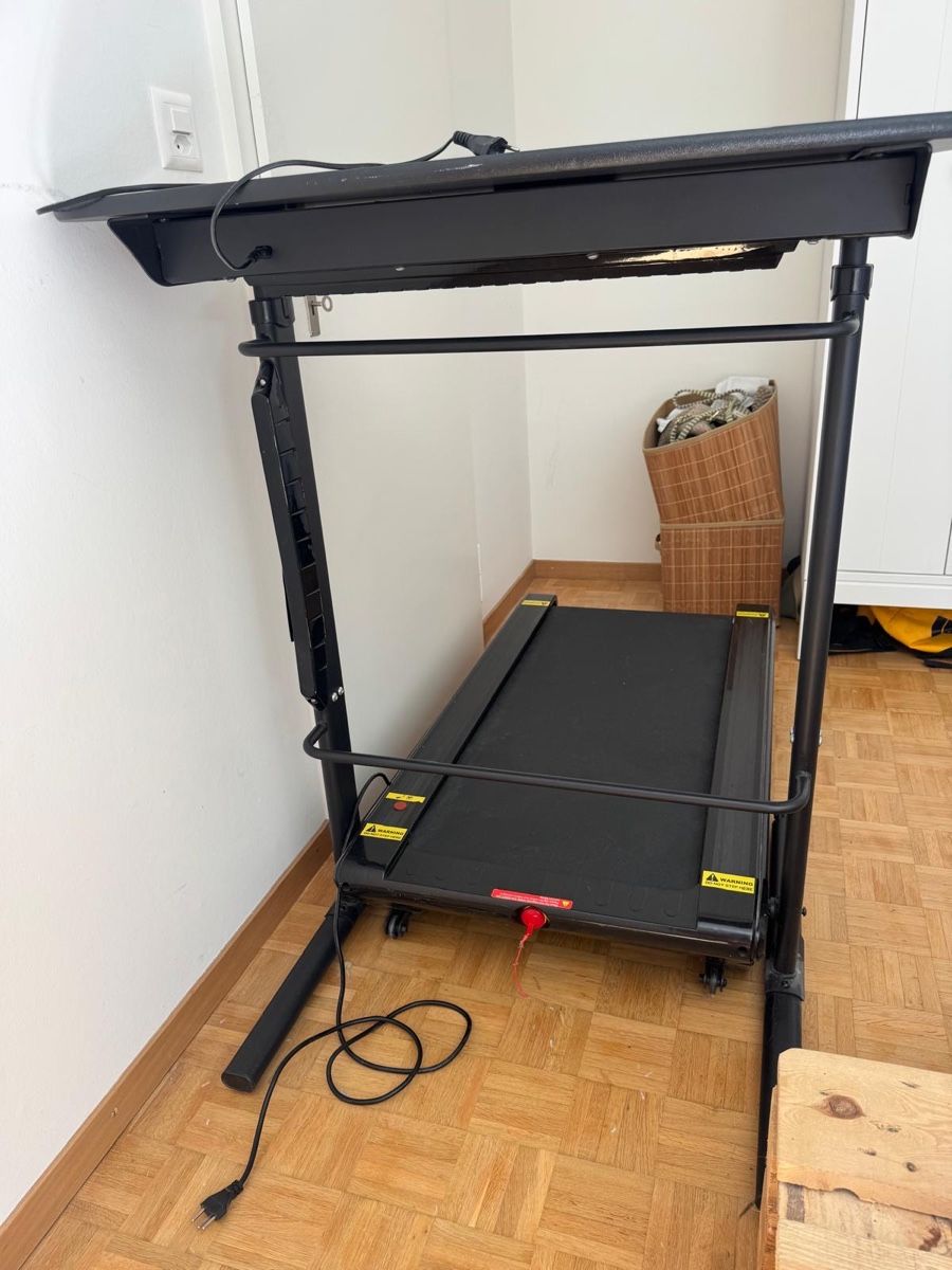 Tavoli: Laufband fürs Homeoffice mit stehtisch – Usato da Emmenbrücke venduto da kra_2dm7 4