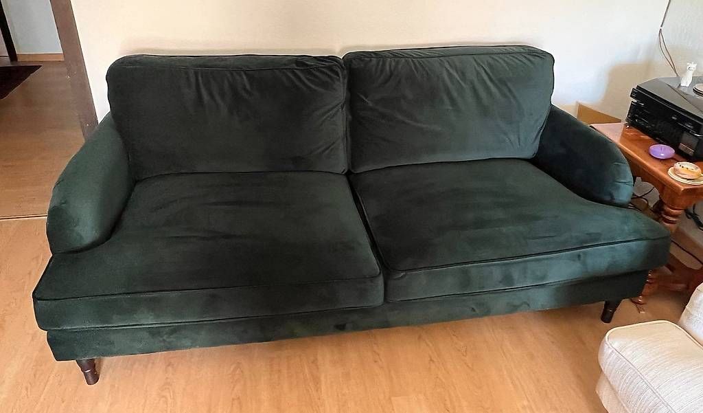 Divani: Dunkelgrünes Velours Sofa – Usato da Bern venduto da Lila.Lea 1