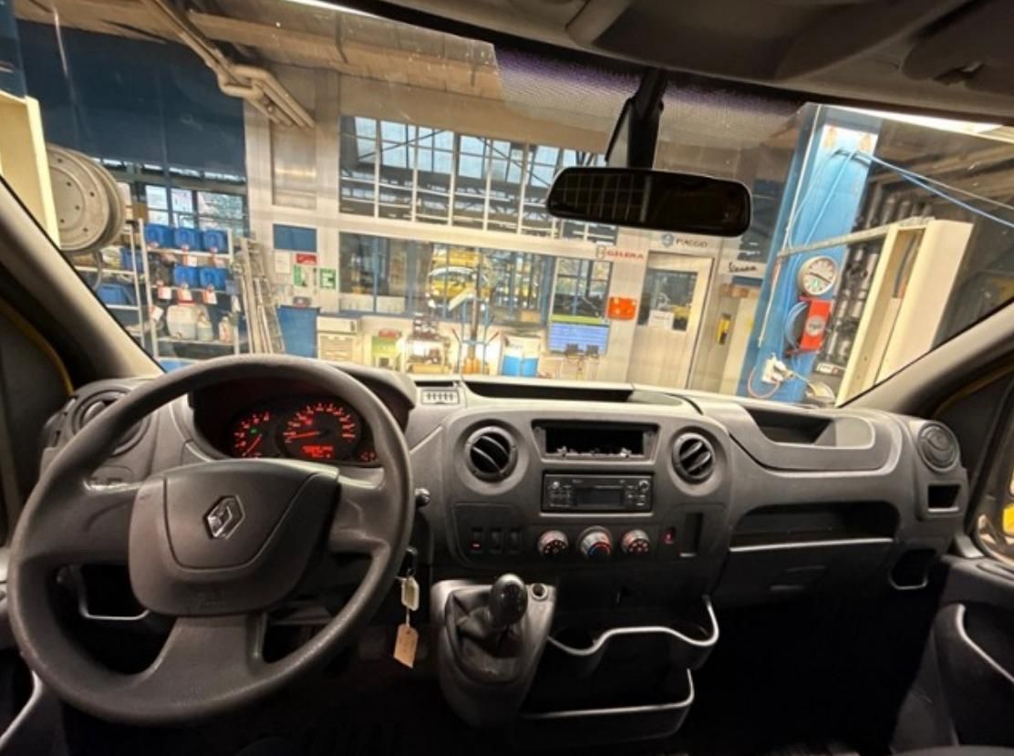 Renault Véhicules utilitaires: Renault Master L3H2 – D'occasion à Einsiedeln par Shkurte_K 7