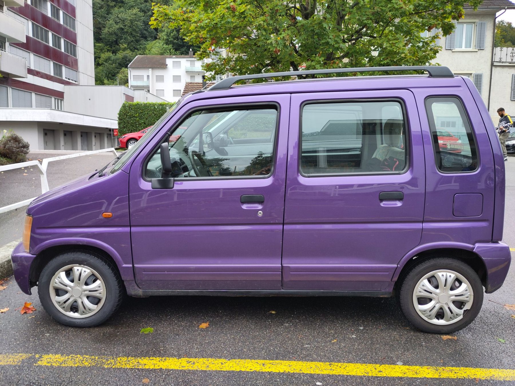 Suzuki Automobili: Suzuki Wagon R+ 1.2 – Usato da Oensingen venduto da Konkursamt_SO 2