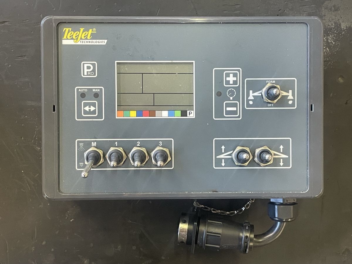 Componenti elettronici: TeeJet Technologies Spritzanlagen-Steuerung – Usato da Berg TG venduto da jaccobi