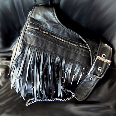 Revolverbag Schultertasche Damen, schwarzes Leder Fransen