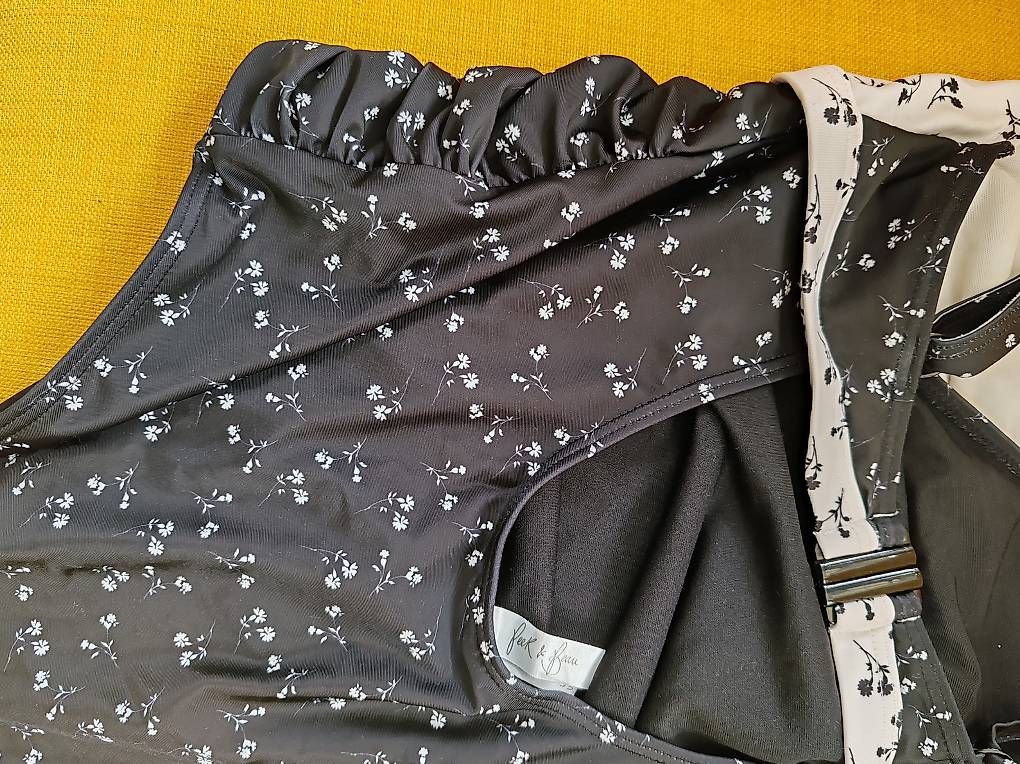 Costumi da bagno & Bikini: Costume intero premaman Asos Peek & Beau – Usato da Grenchen venduto da Dulcis_Fundo 2