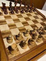 Altes, edles Schach/ Backgammon/mit Staunton Figuren!