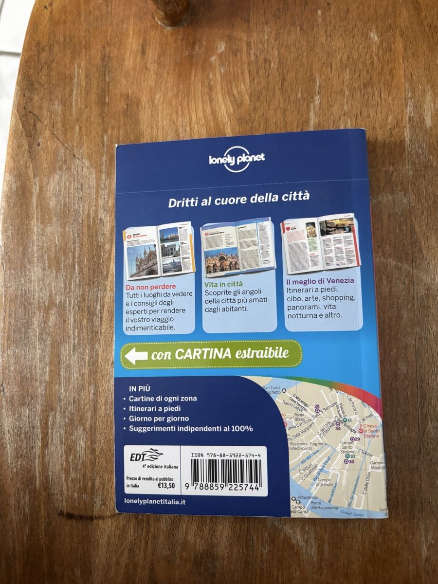 Libri: Libro Venezia – Nuovo (secondo la descrizione) da Schwyz venduto da Francesca54 1