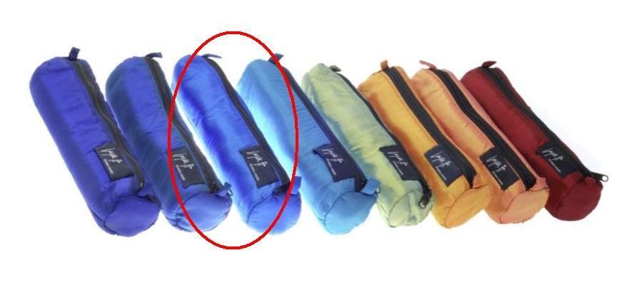 Sonstiger Schulbedarf: Scheibetui aus Seide - Skyblue – Neu (gemäss Beschreibung) aus Zürich von lomutrading