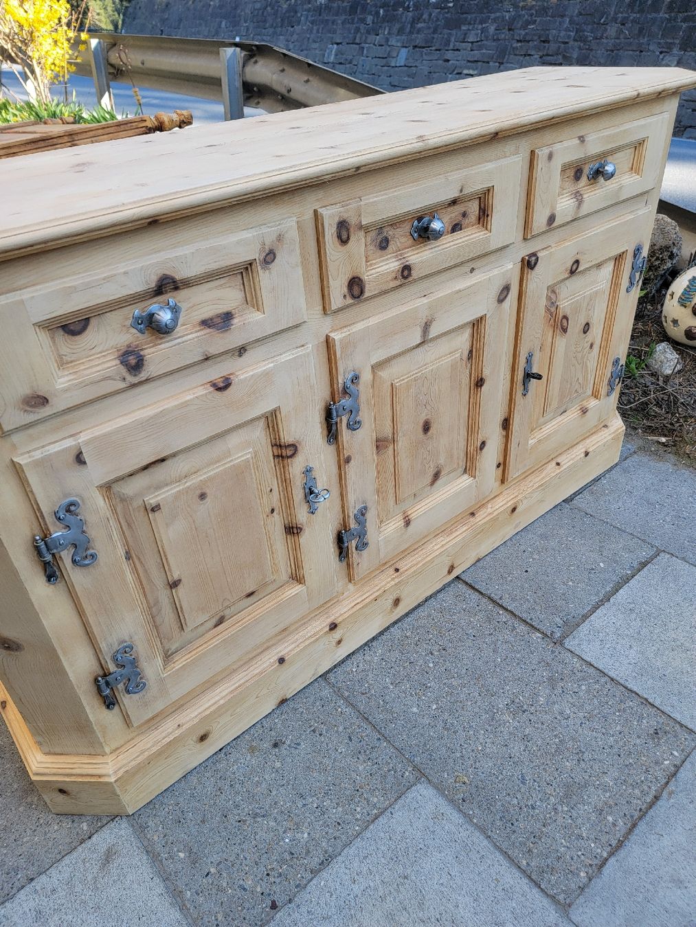 Cassettiere: Arvenholz Kommode Sideboard – Usato da Sils im Domleschg venduto da platin01 2