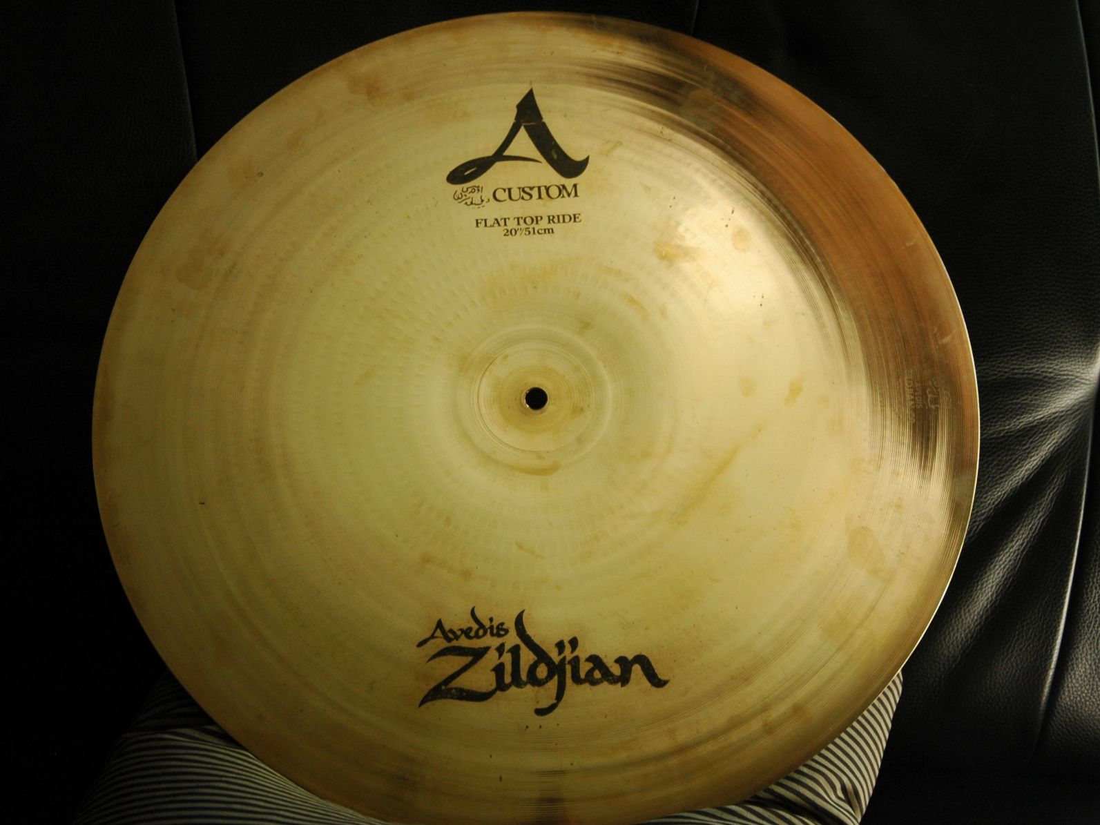 Zildjian Strumenti musicali: Zildjian 20" A Custom Flat Top Ride – Usato da Schaffhausen venduto da Mel.98