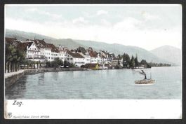 Zug Teilansicht mit kleinem Dampfschiff