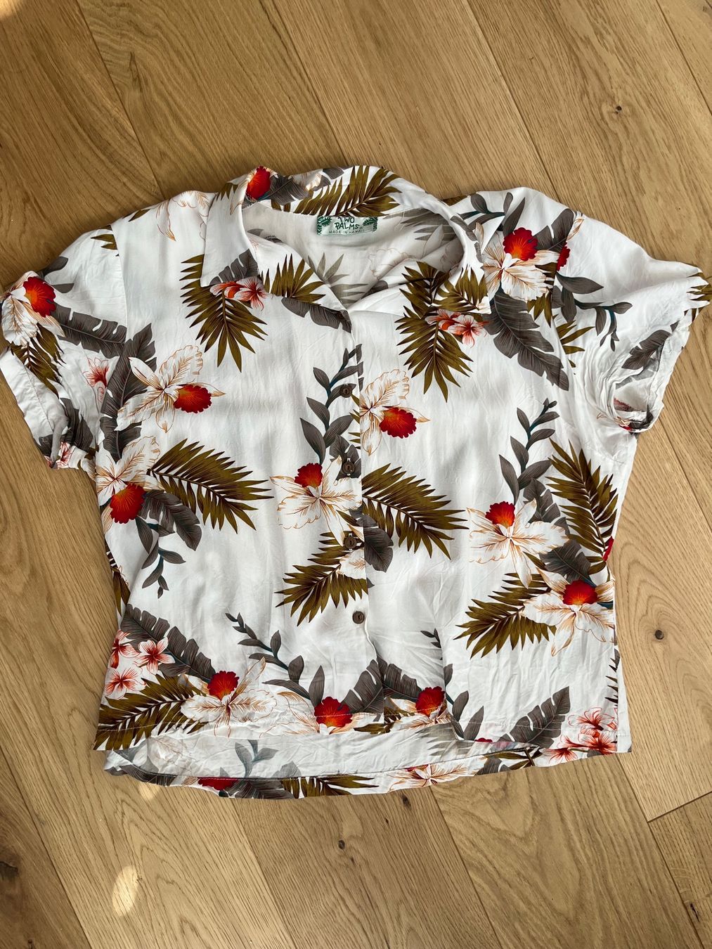 Camicie: Two Palms Hawaii Hemd Bluse floral One Size – Usato da Gümligen venduto da blackberrys 3