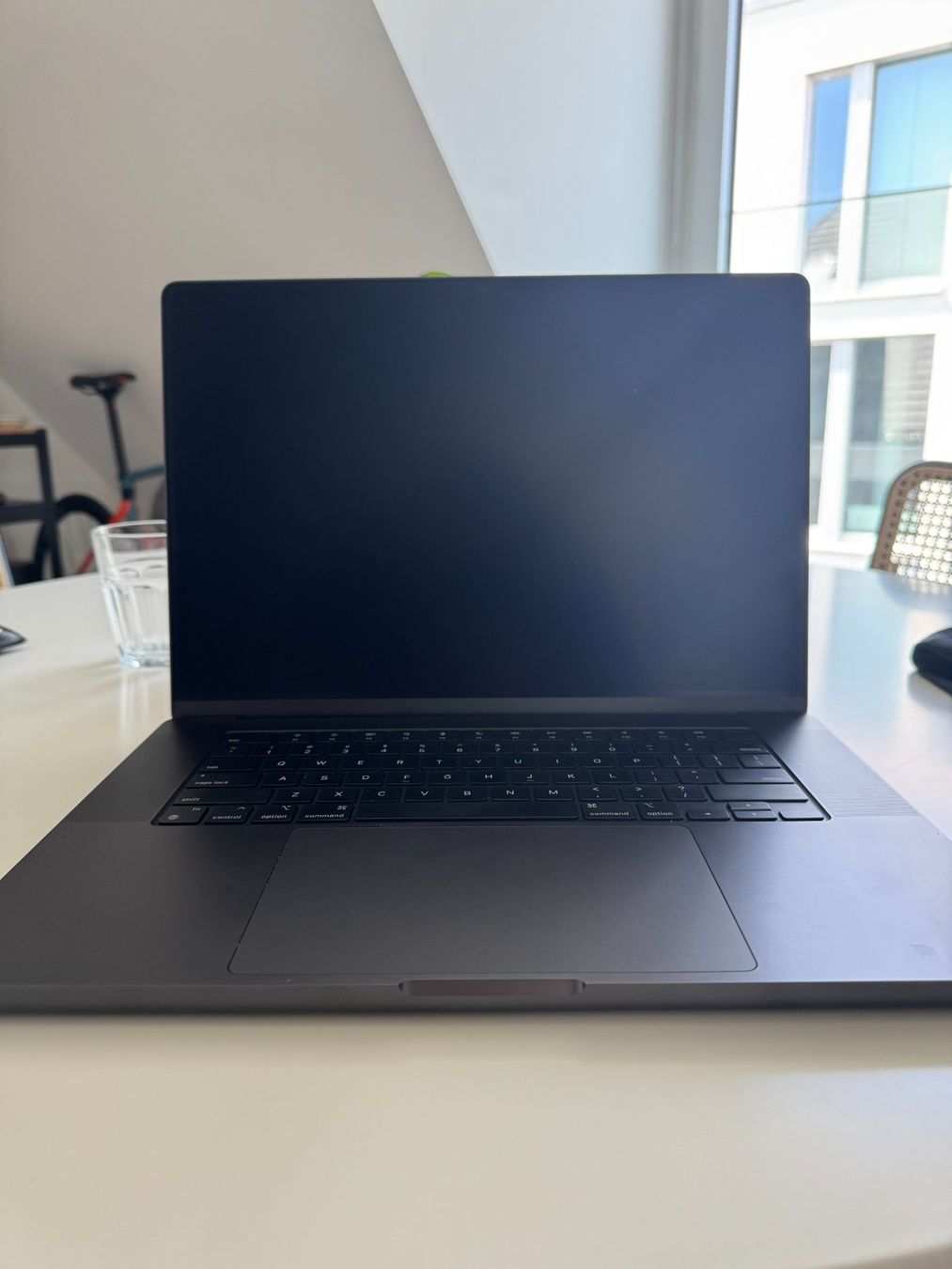 MacBook Pro 16