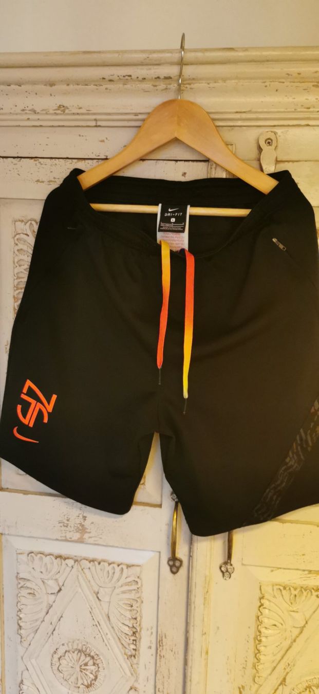 Nike Lotti & Set di vestiti: Nike – Usato da Genève venduto da rescateCH 2