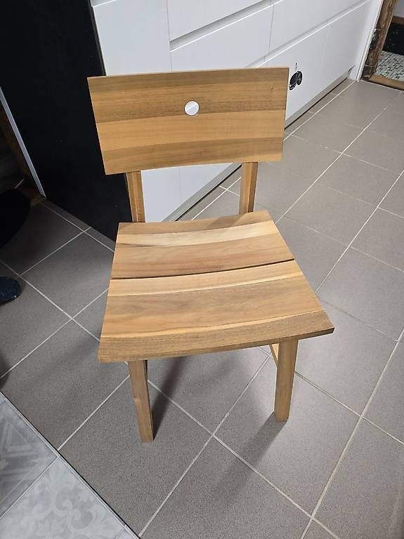 Stühle: Chaises en acacia Ikea – Gebraucht aus Billens von nad_rw9f 1