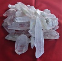 BERGKRISTALL-SPITZEN (1 KILOGRAMM)