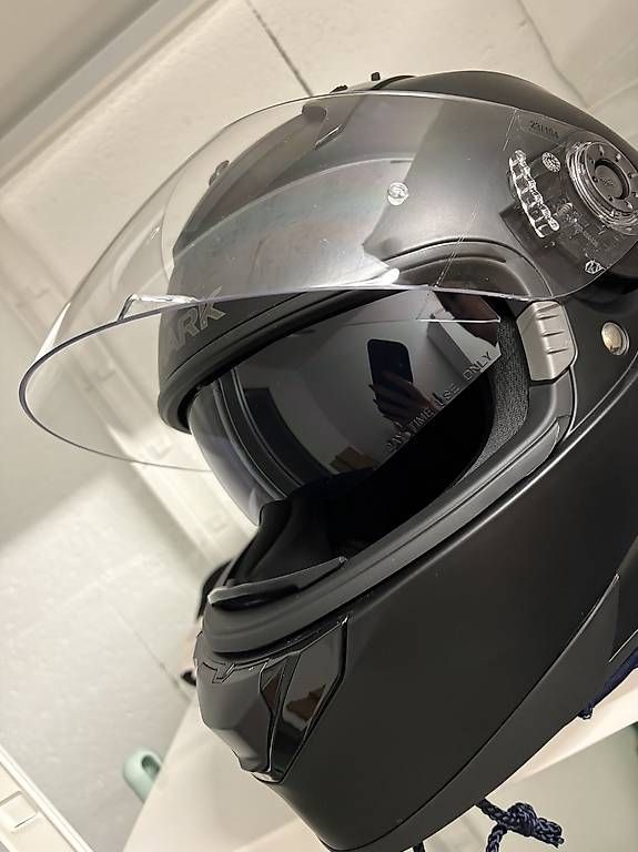 Caschi & visiere: Shark Casque Intégral noir – Usato da Vich venduto da NatachaCK 4