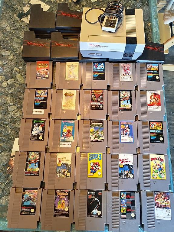 Console: Nintendo NES  +  25 Spiele – Usato da Unterlangenegg venduto da m.i.c.h.i.m