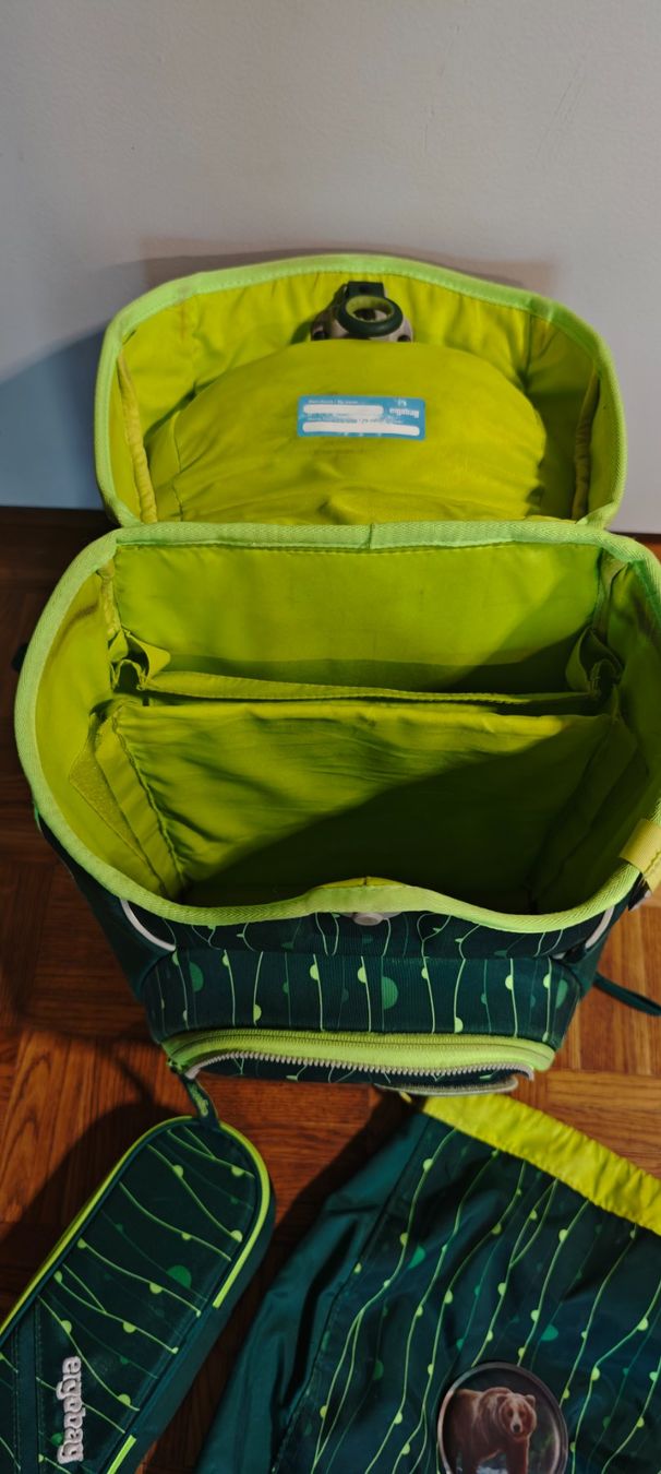 Ergobag Kindertaschen: Ergobag Schulthek Set mit Sportbeutel & Etui – Gebraucht aus Gams von MissTraveller 4