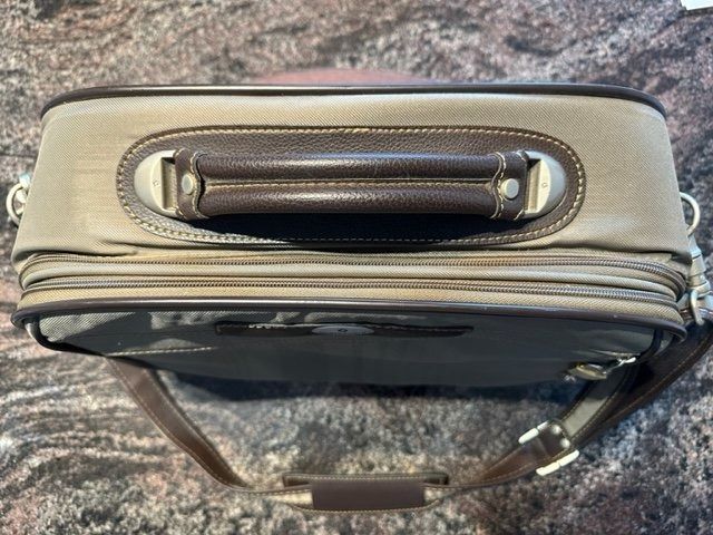 Samsonite Borse: Samsonite Laptoptasche Aktentasche – Nuovo (secondo la descrizione) da Rorschach venduto da Miki-Mini 2