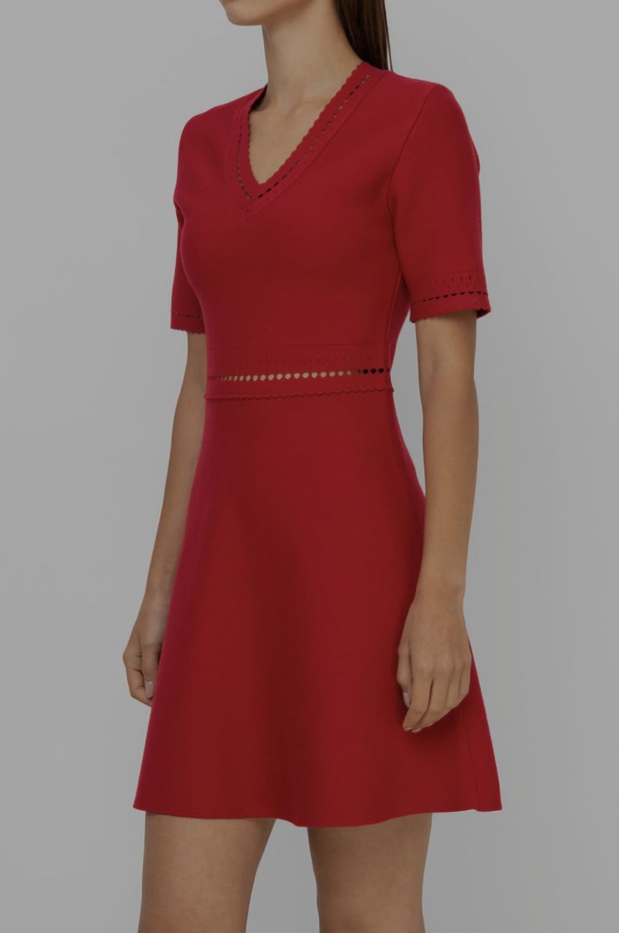 Twinset Vestiti: Twinset Red Knit Midi Dress – Nuovo (secondo la descrizione) da Pfeffingen venduto da Elegant_trend
