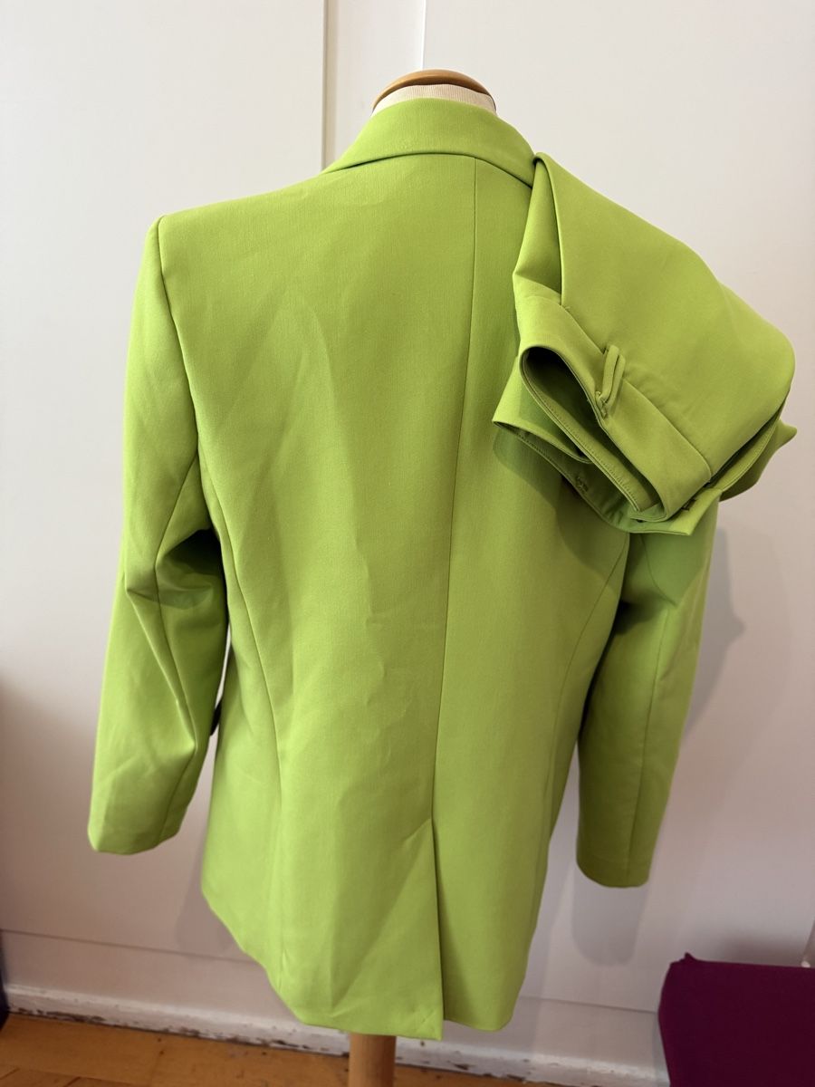 Anzüge & Kostüme: Ensemble tailleur vert citron – Neu und originalverpackt aus Le Locle von tchanatakoua 4