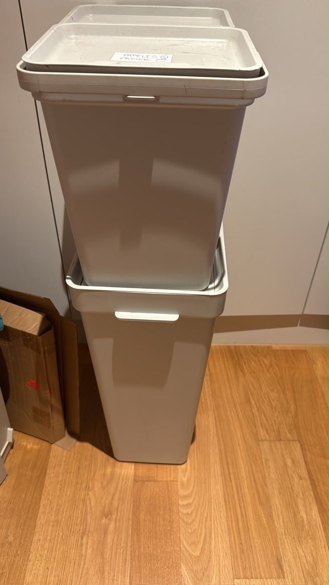Ikea Poubelles: IKEA Abfalltrennungssystem 3-teilig grau – D'occasion à Kriens par MariusLindau 1