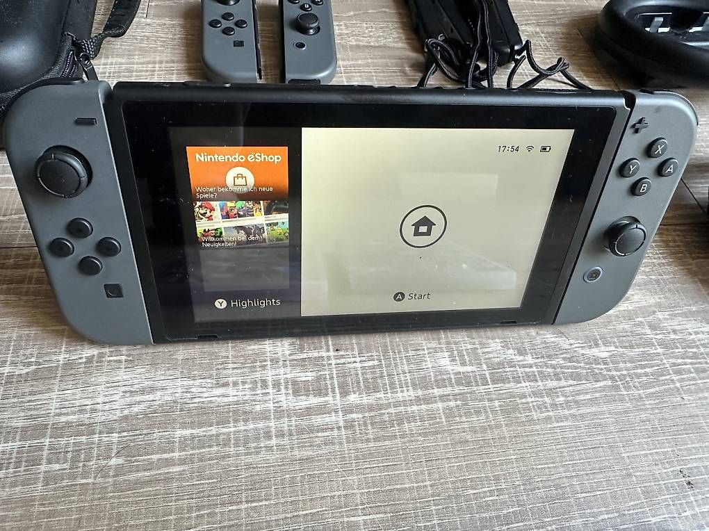 Nintendo Consoles: Nintendo Switch Set – D'occasion à Goldach par Fox_Man 2