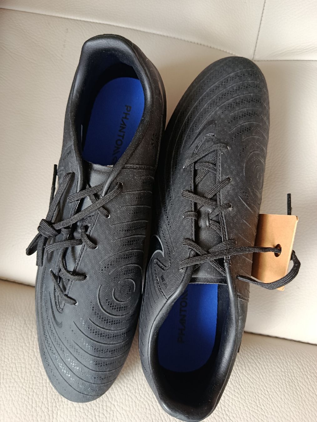 Nike Scarpe da uomo: chaussure de foot neuve – Nuovo (secondo la descrizione) da Zollikon venduto da eur_p7wf 1