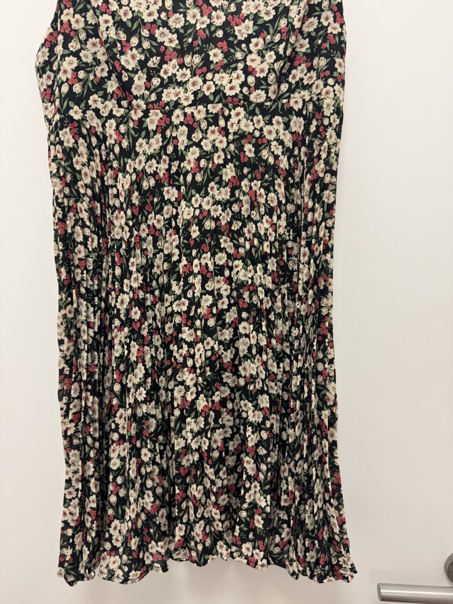 Kleider: Sommerkleid Gr. S – Neu (gemäss Beschreibung) aus Haldenstein von nicB74 2