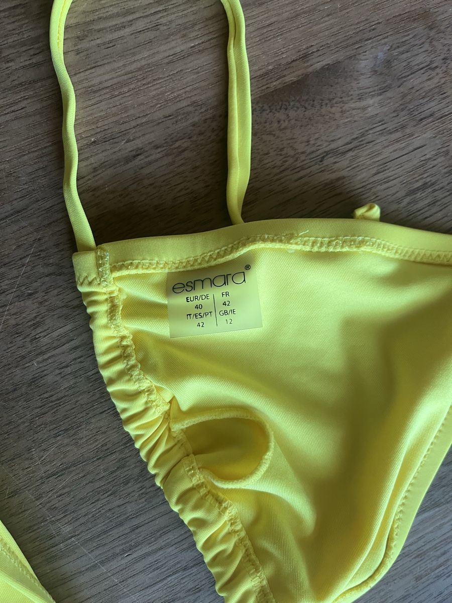 Maillots de bain & Bikinis: Bikini Gr 42 gelb – Neuf avec emballage d'origine à Aarberg par Jakaro 2