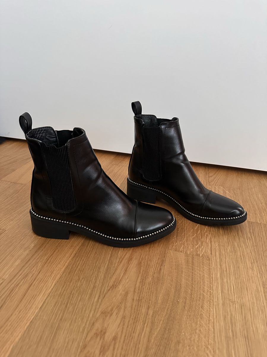 Asos Chaussures femmes: Stiefelette schwarz ASOS Gr. 37 – D'occasion à Ermatingen par nic_x2tf