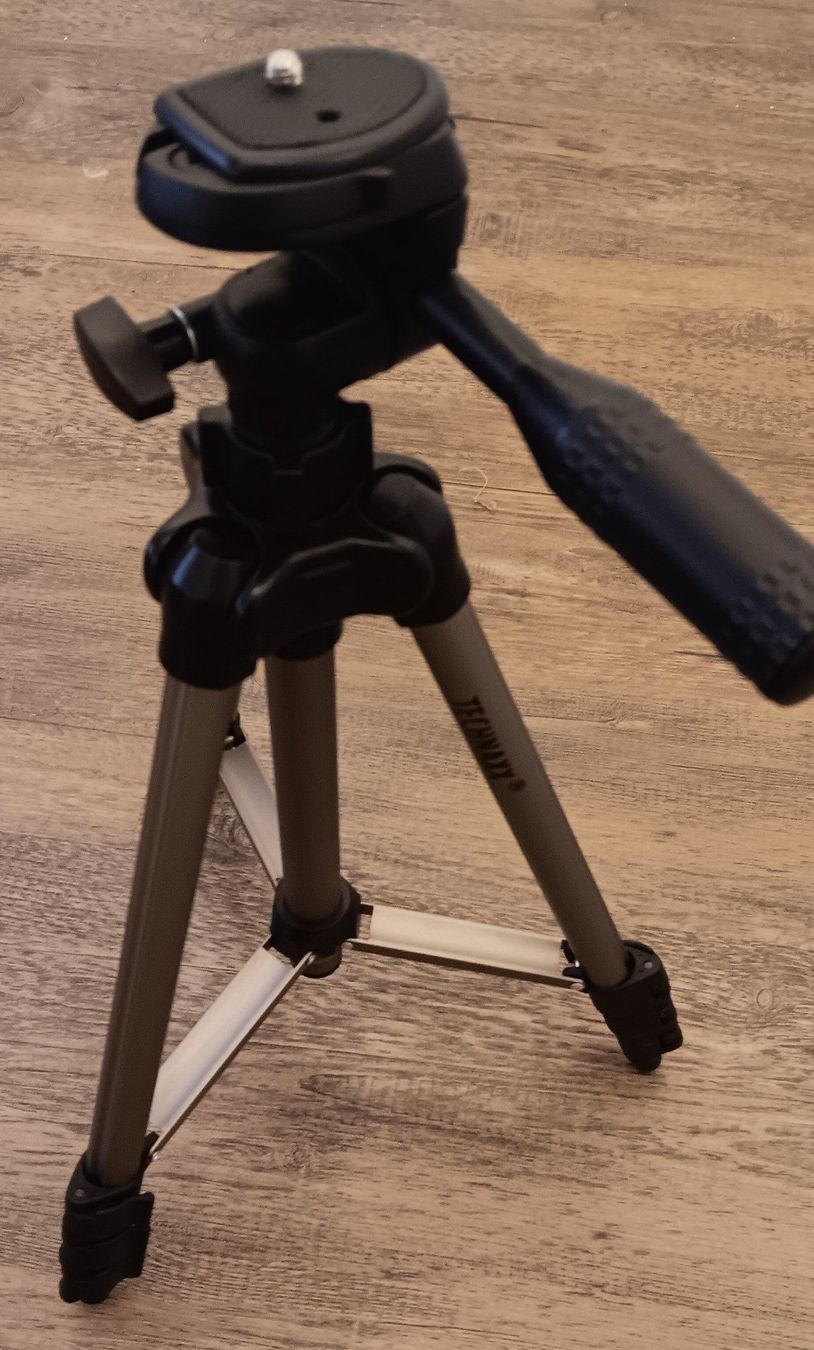 Treppiedi & Teste: Kamerastativ Technaxx mit Stativkopf – Usato da Brunnen venduto da TatonkaYotanka 4