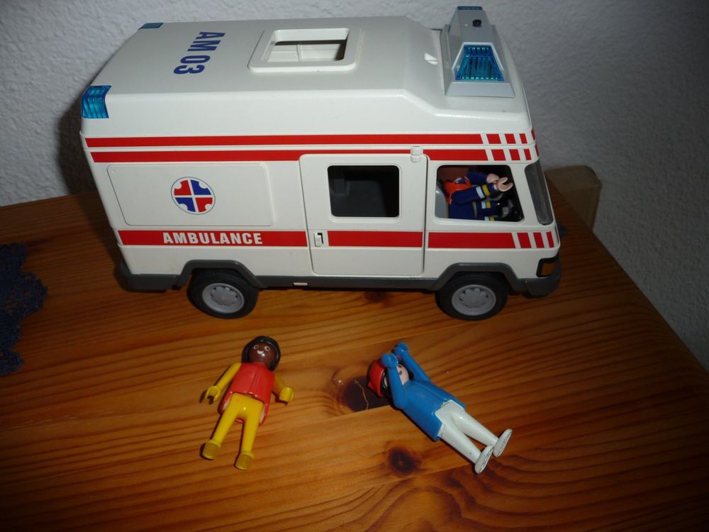 Playmobil Krankenwagen Kaufen auf Ricardo
