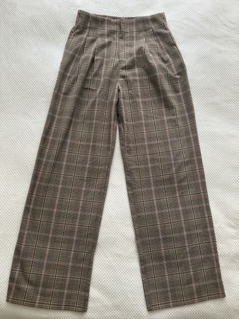 Zara Hose, Gr. S, Karo Muster, top Zustand 