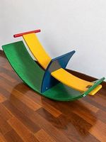 Stokke Hippo Design-Kinderschaukel  Wolfgang Rebentisch